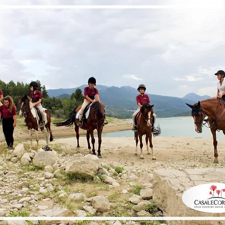 Casale Corneto And Equestrian Club *
